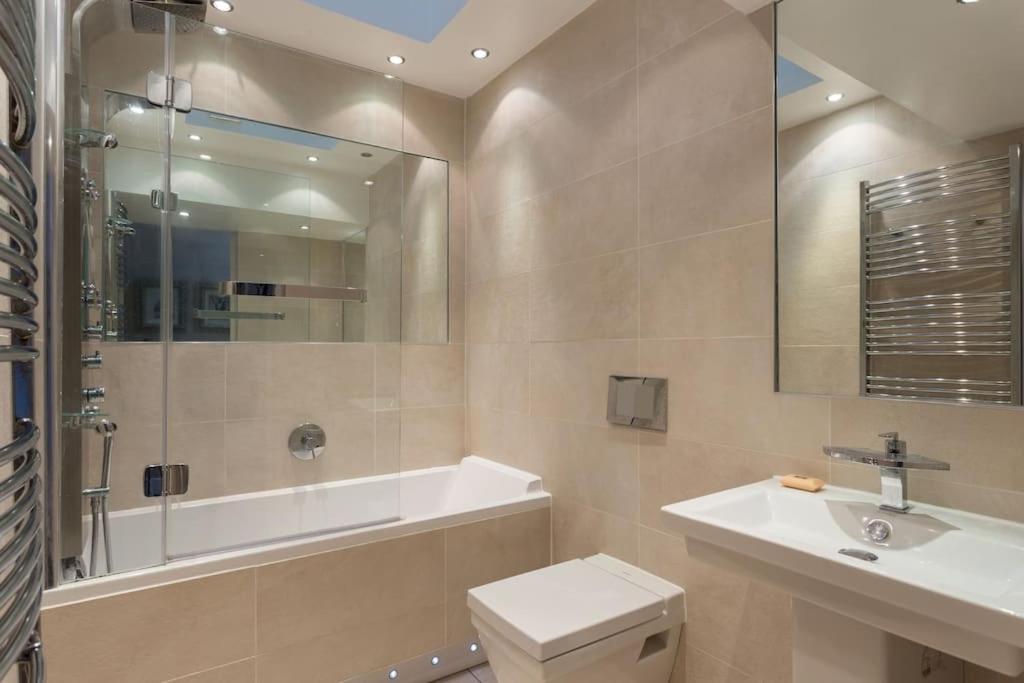 Prime Edinburgh City Centre - 4 Bed Penthouse מראה חיצוני תמונה