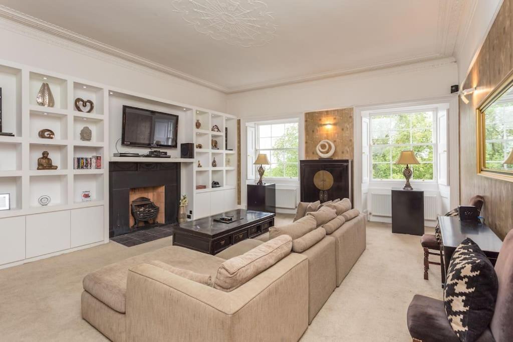 Prime Edinburgh City Centre - 4 Bed Penthouse מראה חיצוני תמונה